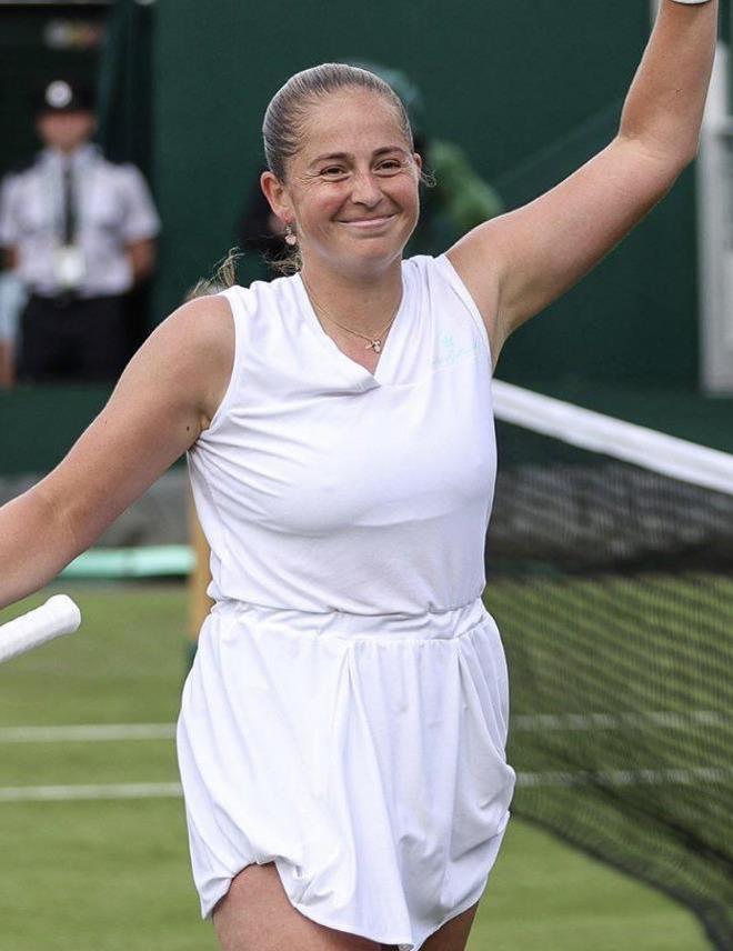 通过对阵赫 通过对阵赫