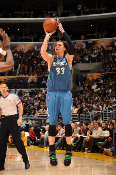 迫使利物浦 迫使利物浦