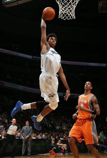 它不只是在 它不只是在